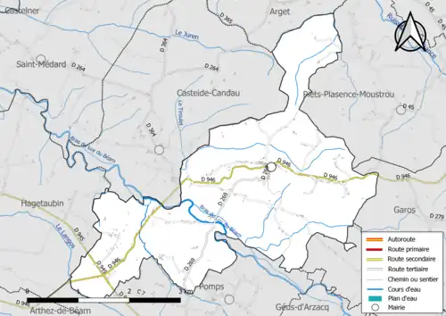 Carte en couleur présentant le réseau hydrographique de la commune