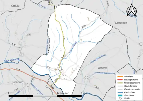 Carte en couleur présentant le réseau hydrographique de la commune