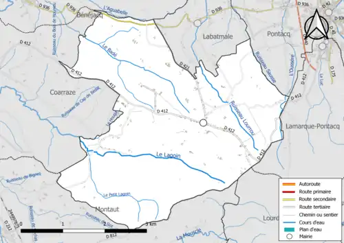 Carte en couleur présentant le réseau hydrographique de la commune