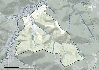Carte en couleur présentant le réseau hydrographique de la commune