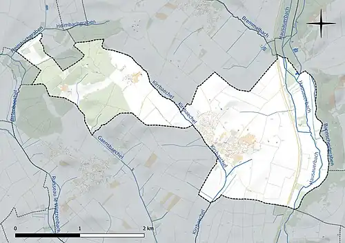 Carte en couleur présentant le réseau hydrographique de la commune