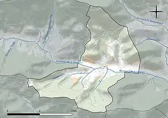 Carte en couleur présentant le réseau hydrographique de la commune