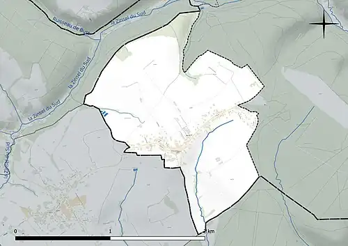 Carte en couleur présentant le réseau hydrographique de la commune