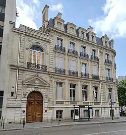 Façade du no&nbsp;67.