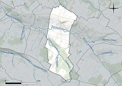 Carte en couleur présentant le réseau hydrographique de la commune