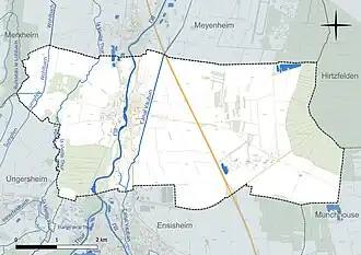 Carte en couleur présentant le réseau hydrographique de la commune