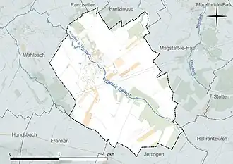 Carte en couleur présentant le réseau hydrographique de la commune