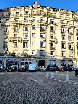 6, place du Panthéon, Paris.