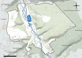 Carte en couleur présentant le réseau hydrographique de la commune