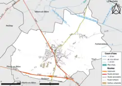 Carte en couleur présentant le réseau hydrographique de la commune