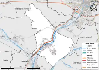 Carte en couleur présentant le réseau hydrographique de la commune