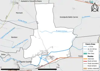 Carte en couleur présentant le réseau hydrographique de la commune