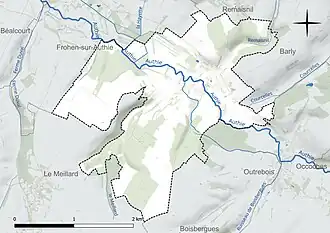 Carte en couleur présentant le réseau hydrographique de la commune