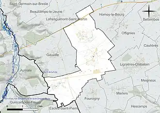 Carte en couleur présentant le réseau hydrographique de la commune