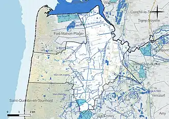 Carte en couleur présentant le réseau hydrographique de la commune
