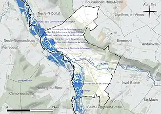 Carte en couleur présentant le réseau hydrographique de la commune