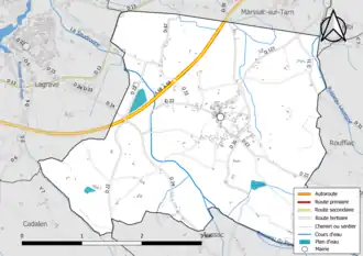 Carte en couleur présentant le réseau hydrographique de la commune