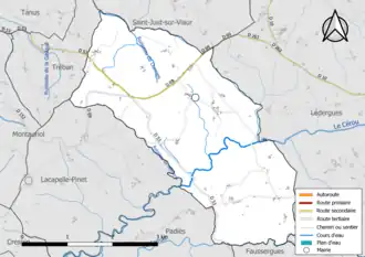 Carte en couleur présentant le réseau hydrographique de la commune