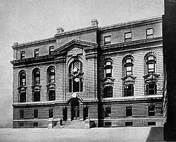 Annexe,  au 85, rue Notre-Dame Est, 1909