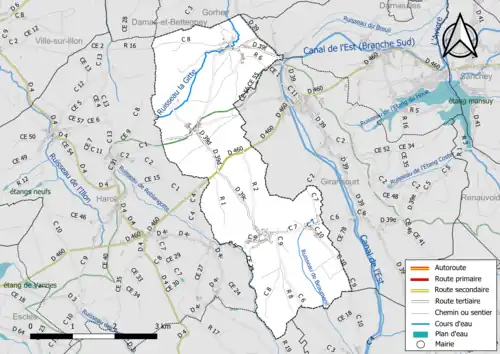 Carte en couleur présentant le réseau hydrographique de la commune