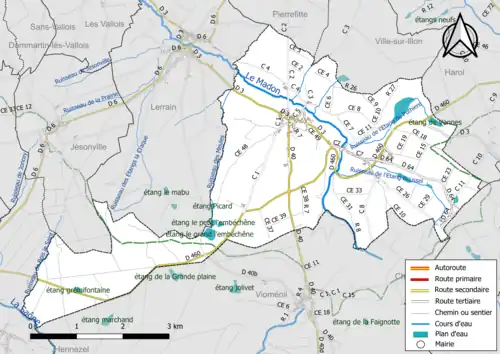 Carte en couleur présentant le réseau hydrographique de la commune