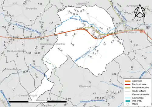 Carte en couleur présentant le réseau hydrographique de la commune