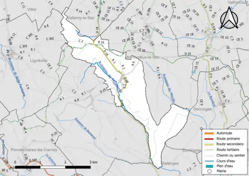 Carte en couleur présentant le réseau hydrographique de la commune