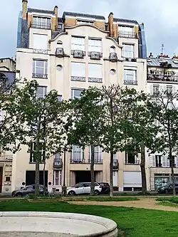 Nos&nbsp;8-10, avenue de Breteuil (1935).