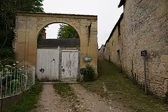 Portail rue du Clou.