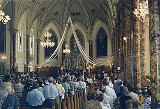 Intérieur de l'église paroissiale, 1999.