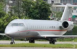 Description de l'image 9H-ILV (30724023865) (2).jpg.