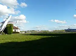 Photographie montrant l'aéroclub Louis-Blériot.