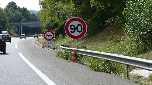 990&nbsp;km/h pour traverser une zone en travaux, autoroute A410, Haute-Savoie.