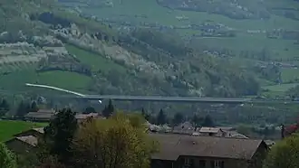 Vue du viaduc depuis le haut de Pontcharra-sur-Turdine.