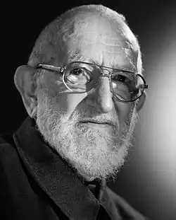 Abbé Pierre (1912-2007), prêtre et fondateur du mouvement Emmaüs