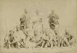 Description de l'image ACTD004826 - O régulo beapada (?) Gallona e sua comitiva.jpg.