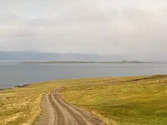 Vue de Snæfjallaströnd depuis l'île Æðey