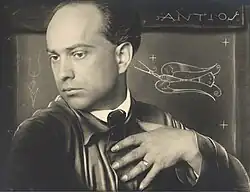 Autoportrait photographique, vers 1925.