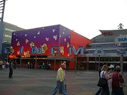 Façade d'un cinéma