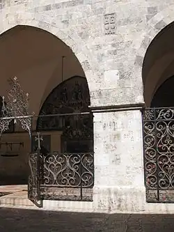 Entrée de la cathédrale.