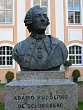 Buste d'Adam Rudolph von Schönberg dans la cour d'honneur