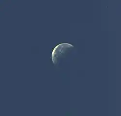 La Lune en phase partielle.