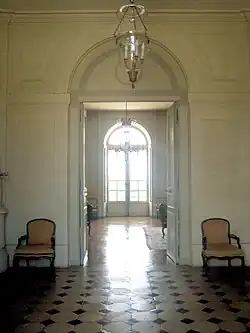 Le vestibule.