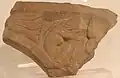 Une femme en peine. Sculpture en terre cuite de style Shunga, IIe&nbsp;siècle&nbsp;av. J.-C.. Issue du site de Sarnath, près de Bénarès.