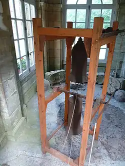 Cloches d'usage intérimaire (1921-1923).