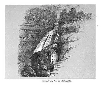 L'ancien moulin et les chutes.