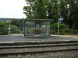 Abri sur le quai pour Besançon.