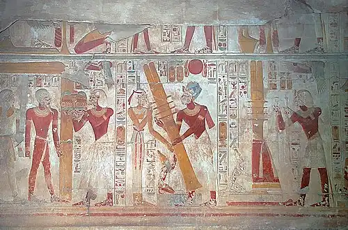 Rituel de l'érection du pilier Djed. Chapelle d'Osiris du Temple de Séthi&nbsp;Ier.