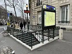 L'accès no&nbsp;1 « Avenue du Président-Wilson ».