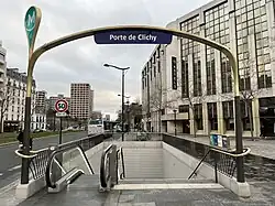 L'accès no&nbsp;6 « Rue André Suarès ».
